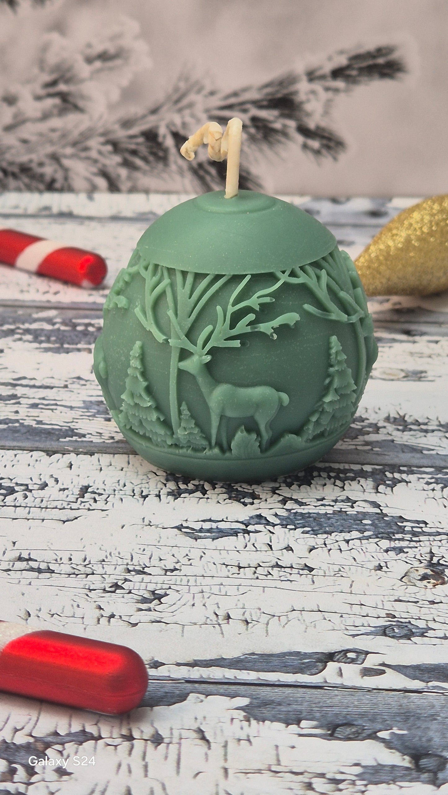 Boule parfumée pour sapin